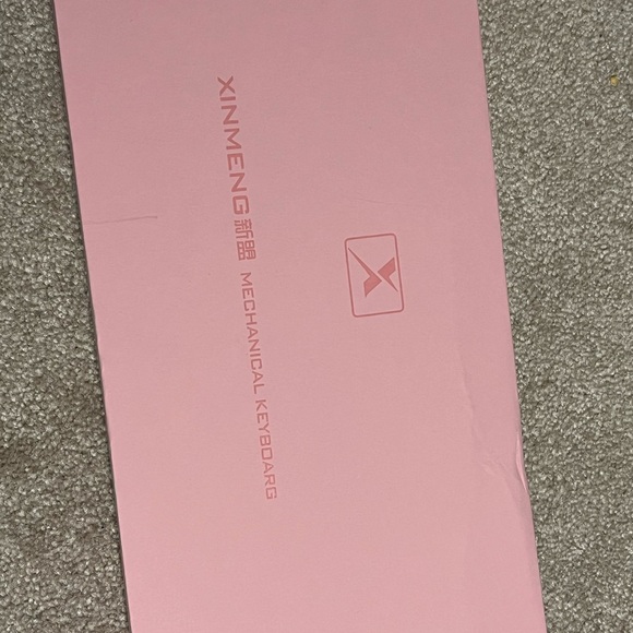 NWT • pink mechanical typewriter style round keys keyboard - Picture 2 of 4